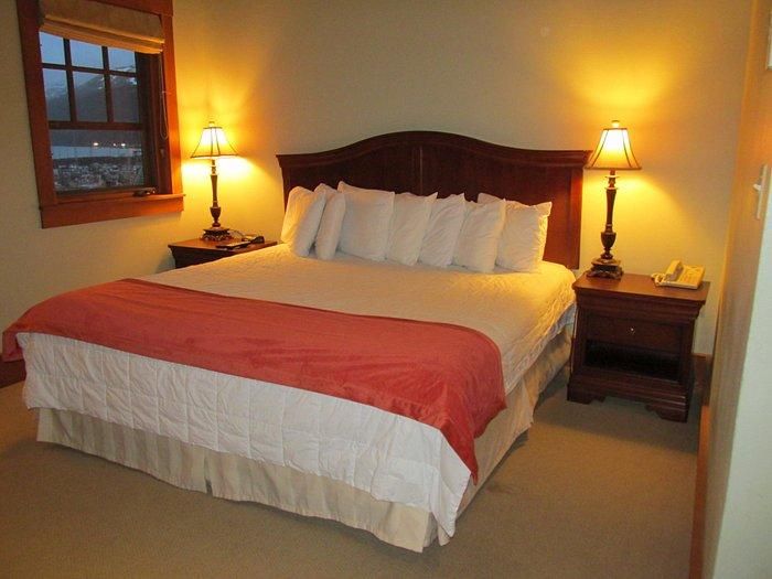 Inn at Whittier: Culinary Delights and Impeccable Service, Inn at Whittier, Culinary Delights and Impeccable Service , best hotel in alaska , best hotel in us, best hotel in usa, best hotel inn at whittier